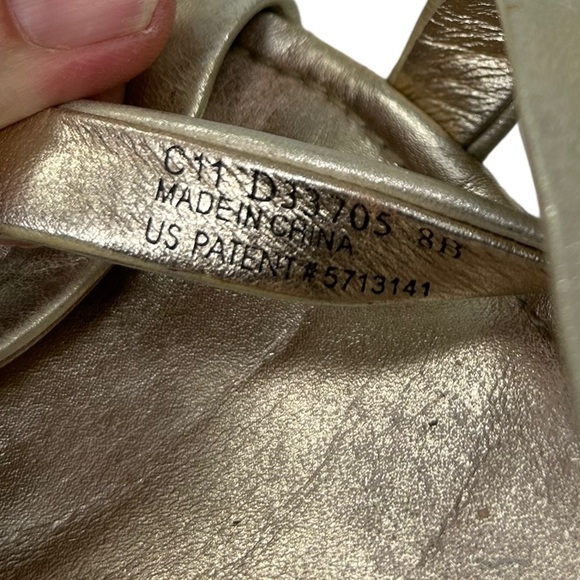 Cole Haan Regina w/Nike Air Insoles LeatherPlatform Gold Metallic Sandals SZ 8B - Picture 9 of 15